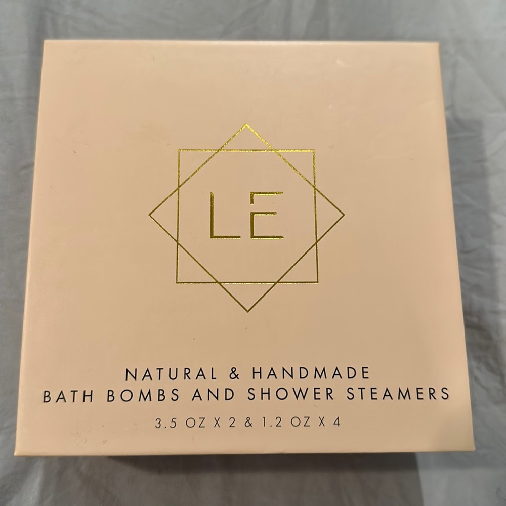 Handmade Bath Bombs and Shower Steamers